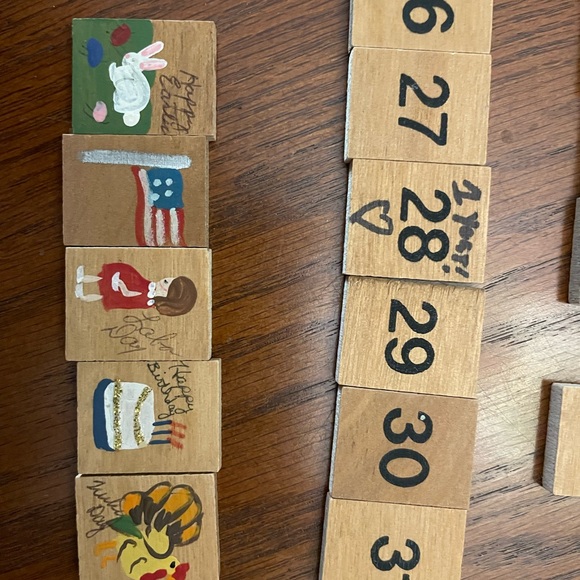 Wooden Perpetual Calendar with Cartoon Design - Picture 2 of 7